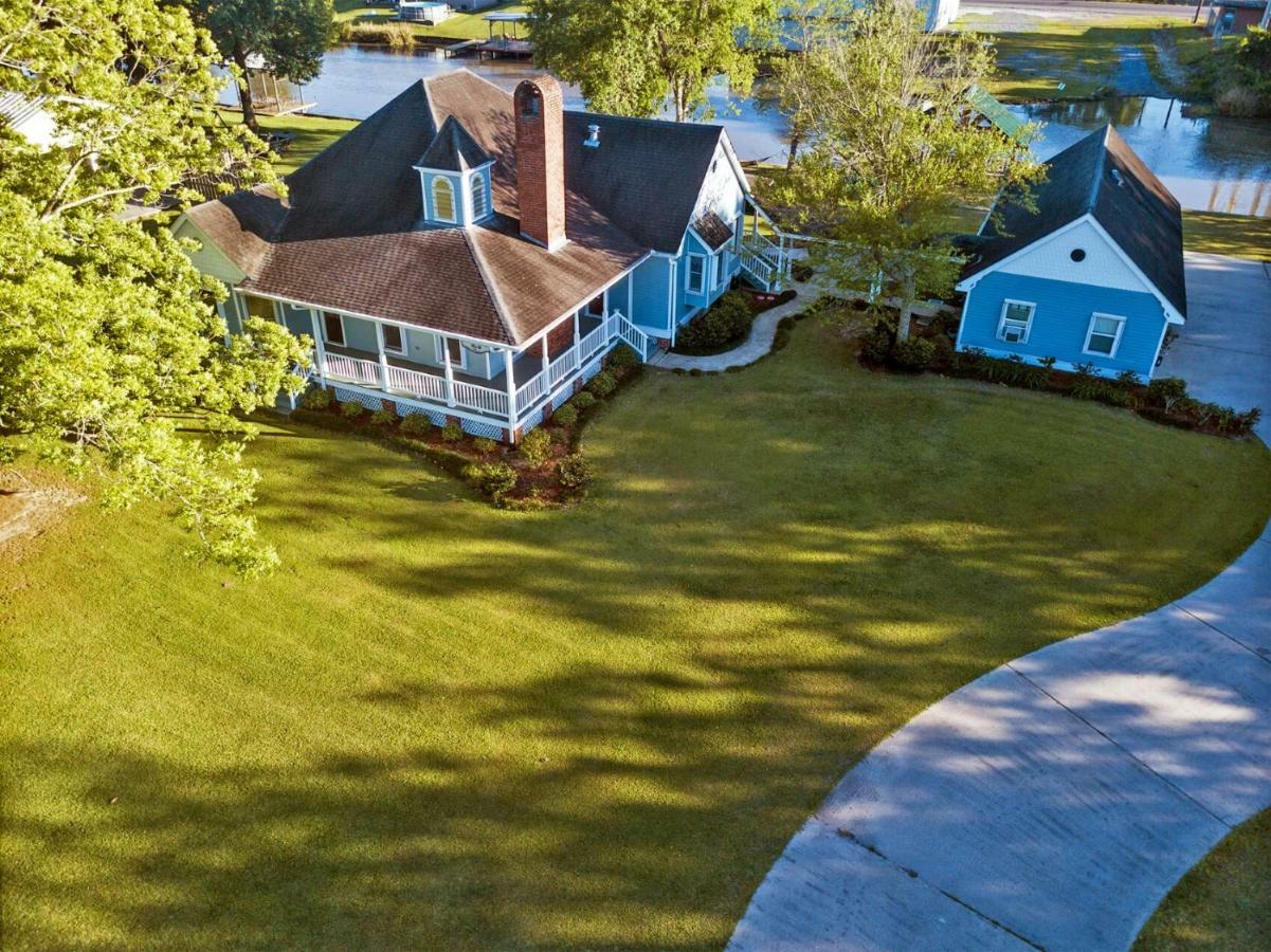 Raceland A Chateau On The Bayou Bed & Breakfast المظهر الخارجي الصورة